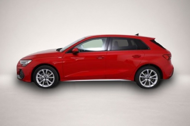 Audi A3, image 3 of 5