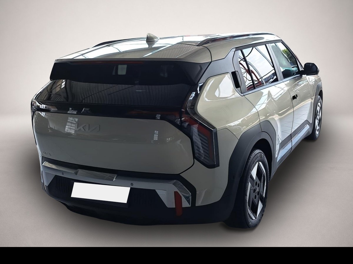 KIA EV3 (08/2026, ELECTRIC)