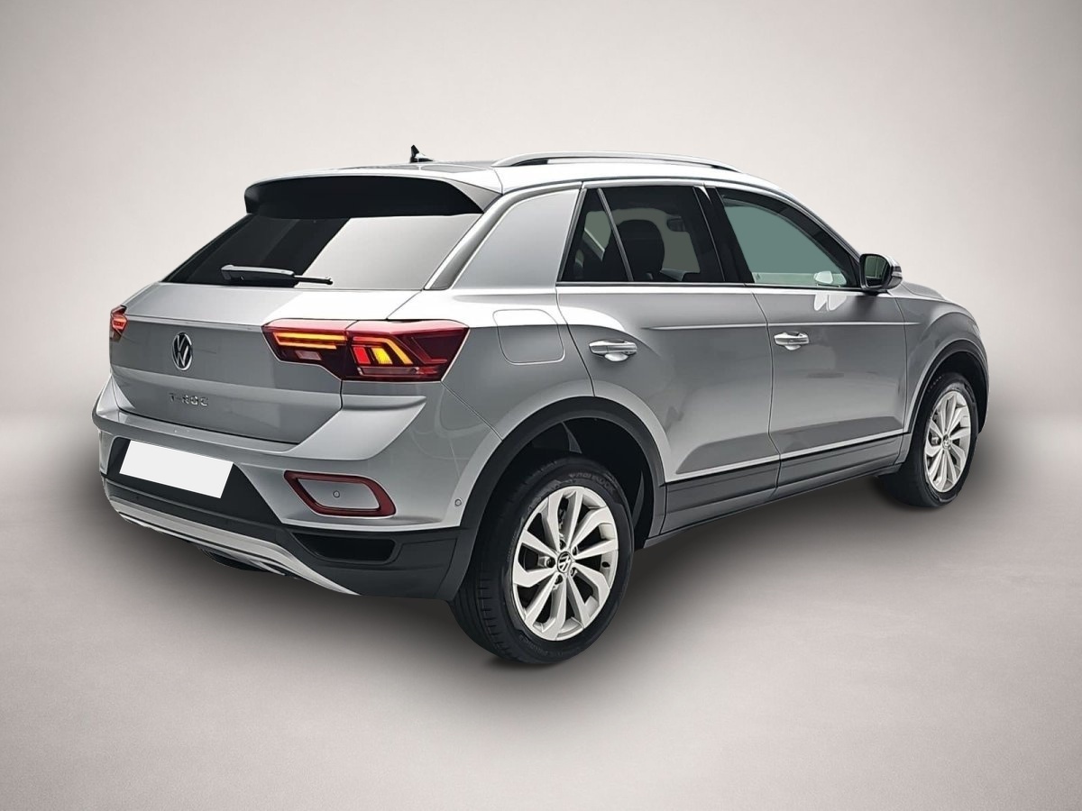 Volkswagen T-Roc, image 2 of 4
