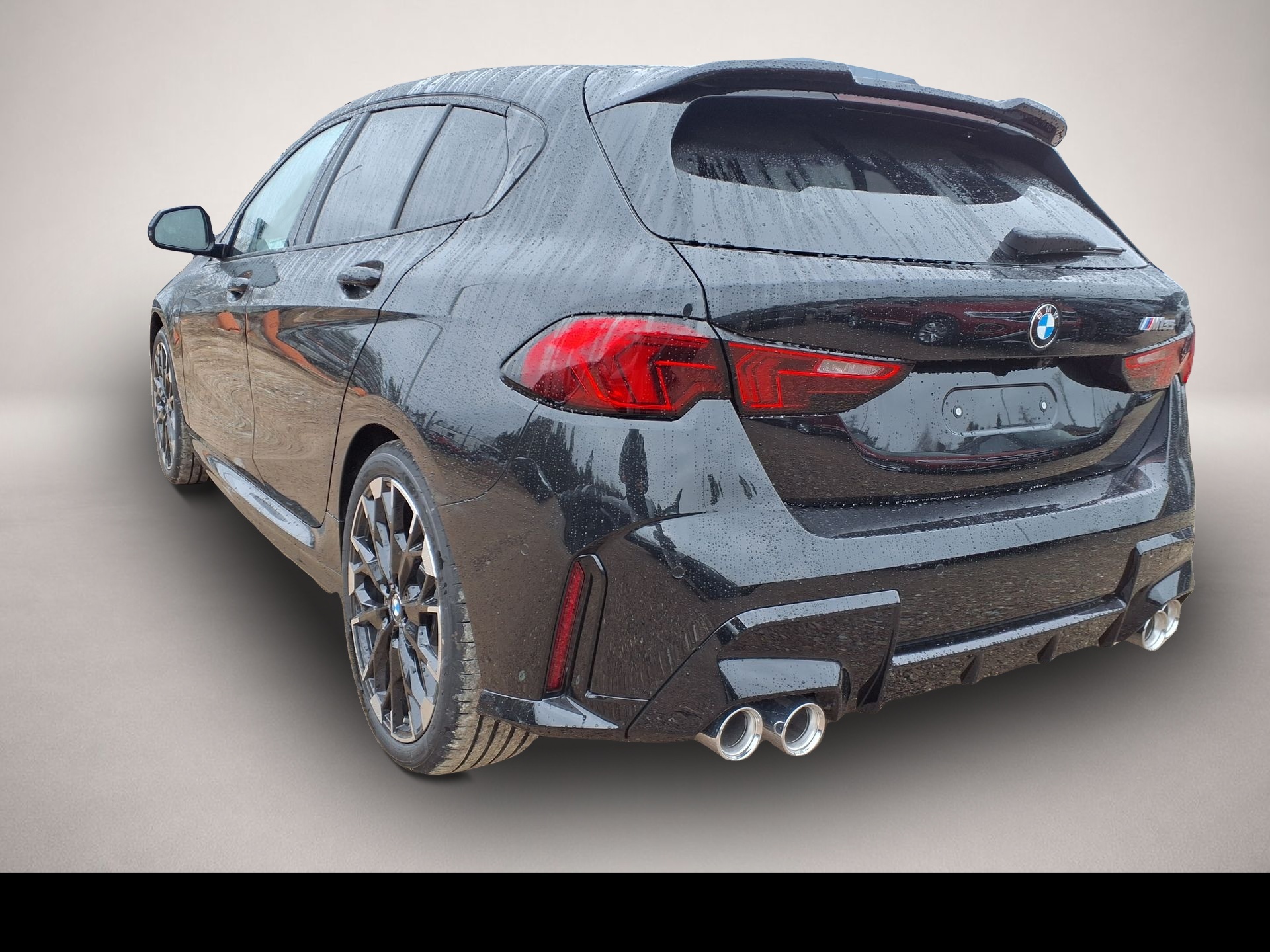 BMW M135 (03/2026, Benzin)