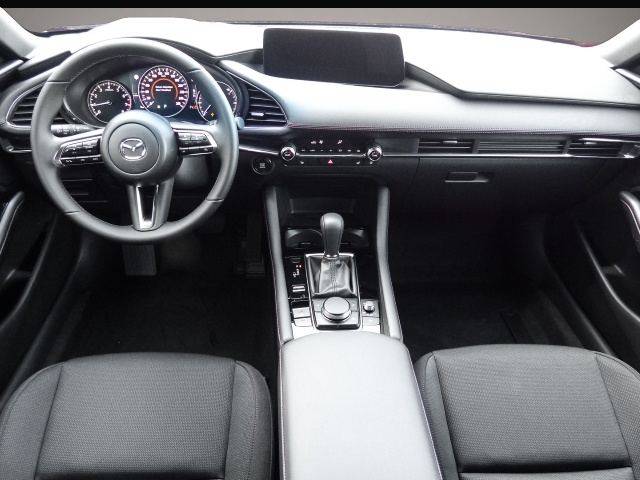 Mazda 3 (06/2026, Benzin)
