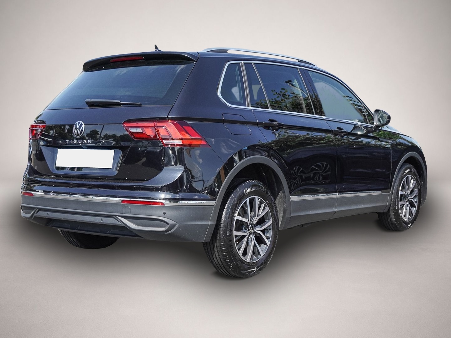 Volkswagen Tiguan (04/2023, Benzin)