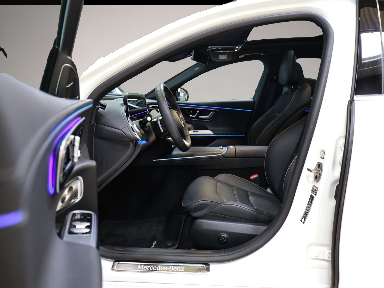 Mercedes-Benz E 400 (05/2025, Hybrid (Benzin/Elektro))
