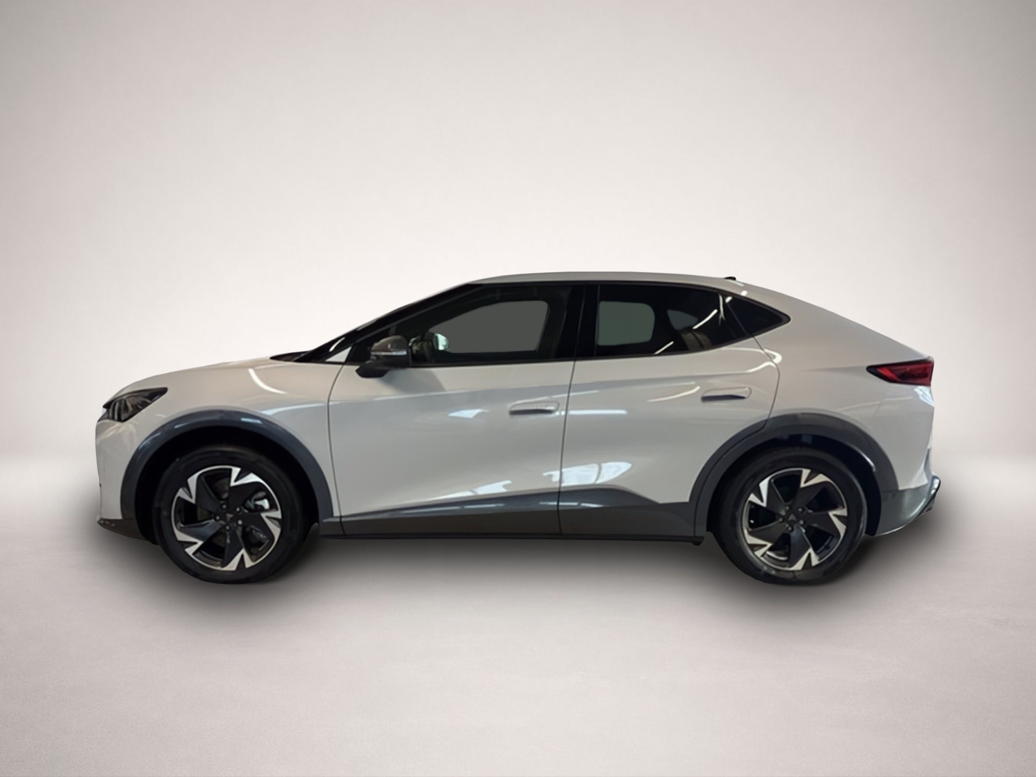 CUPRA Tavascan, Bild 2 von 3
