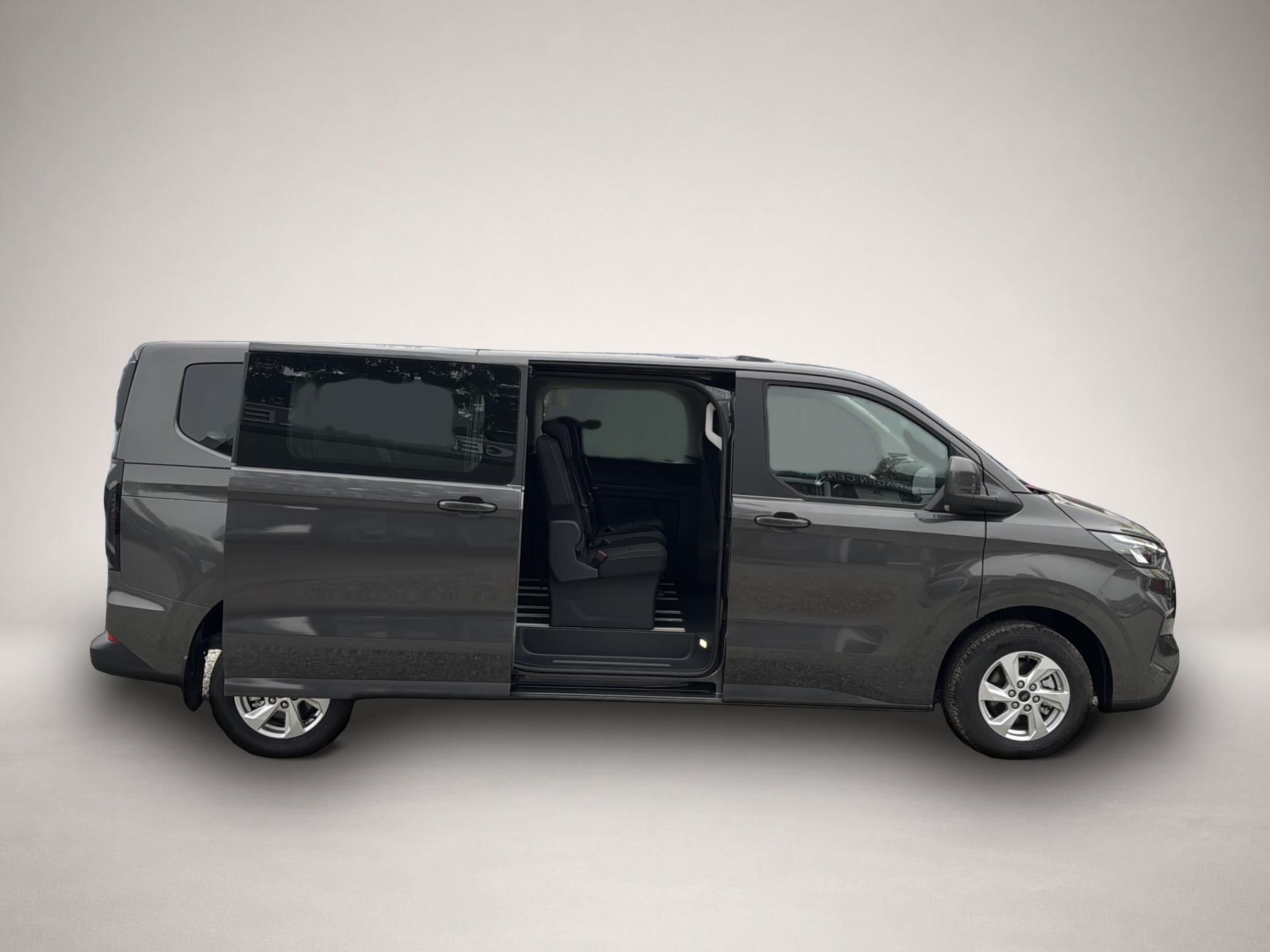 Ford Tourneo Custom (03/2025, Diesel)