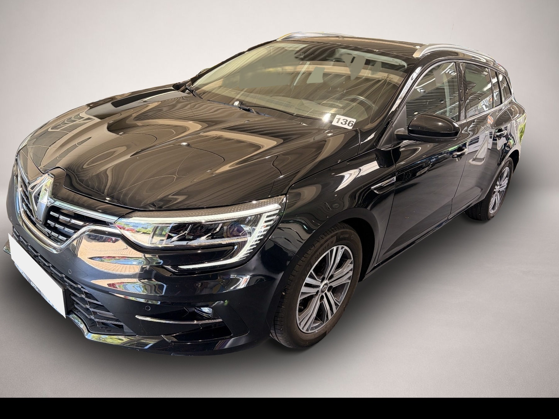 Renault Megane (04/2022, Benzin)