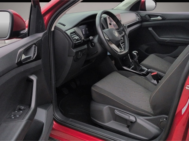 Volkswagen T-Cross (09/2024, Benzin)