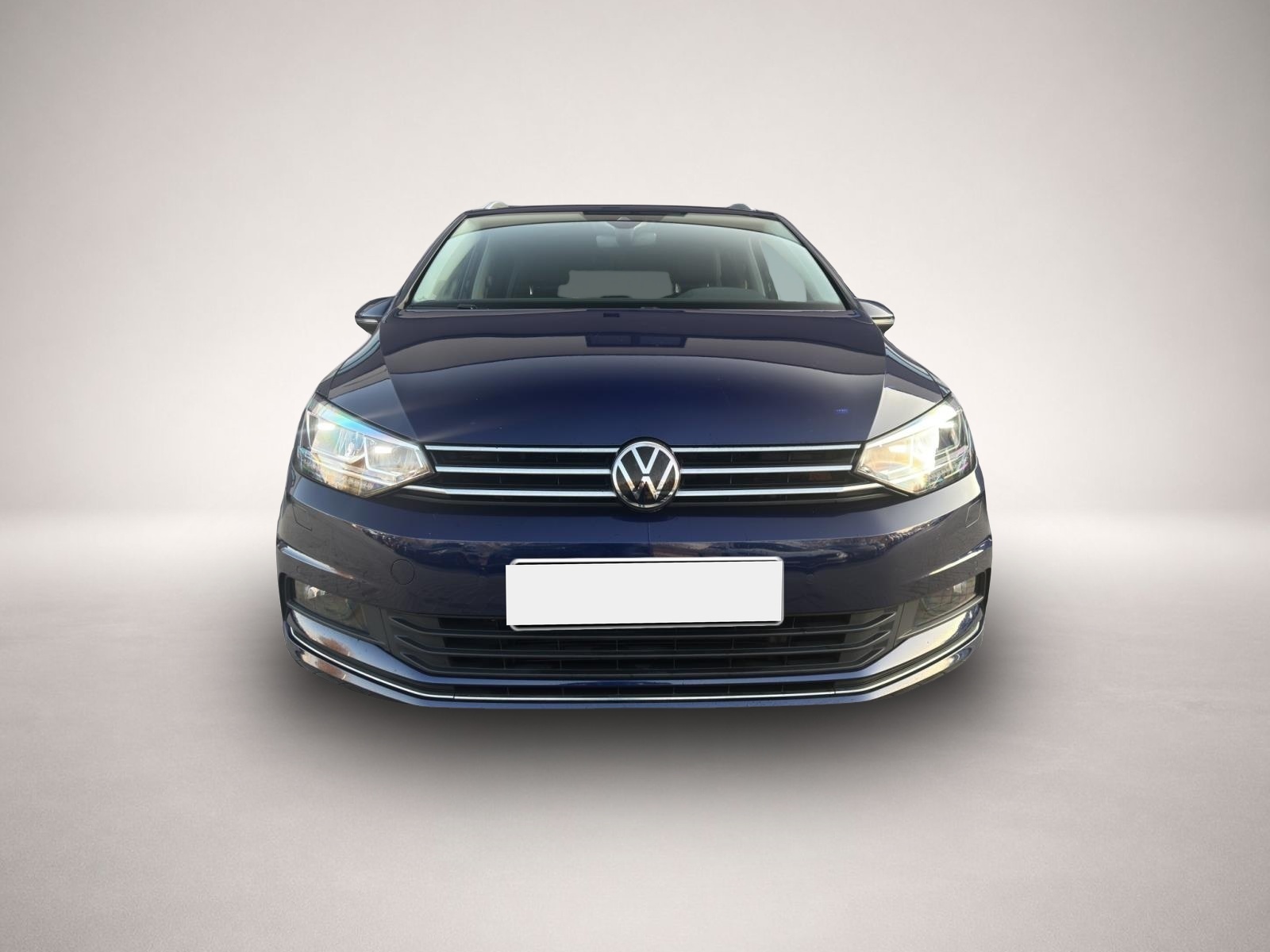 Volkswagen Touran (11/2021, Benzin)