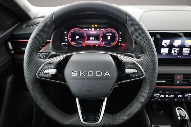 Skoda Scala (06/2026, Benzin)