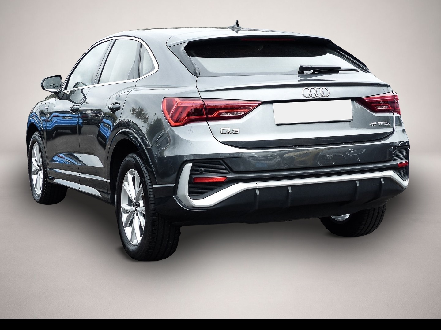 Audi Q3 (01/2022, )