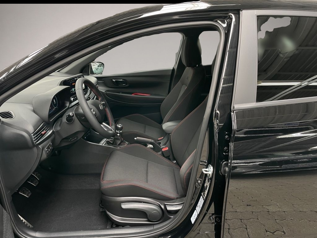 Hyundai i20 (09/2025, Benzin)