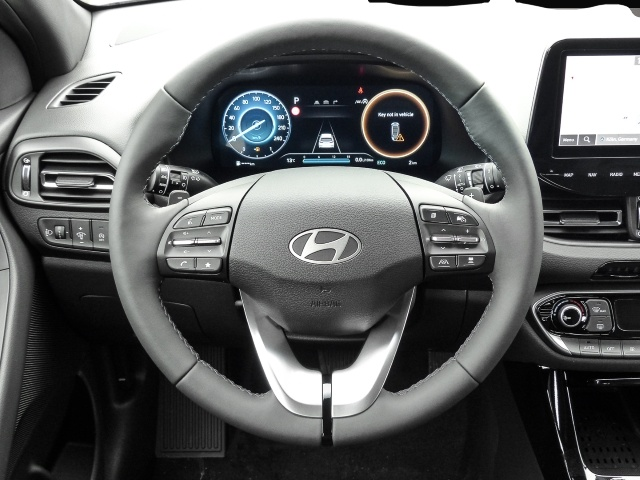 Hyundai i30 (02/2026, Benzin)