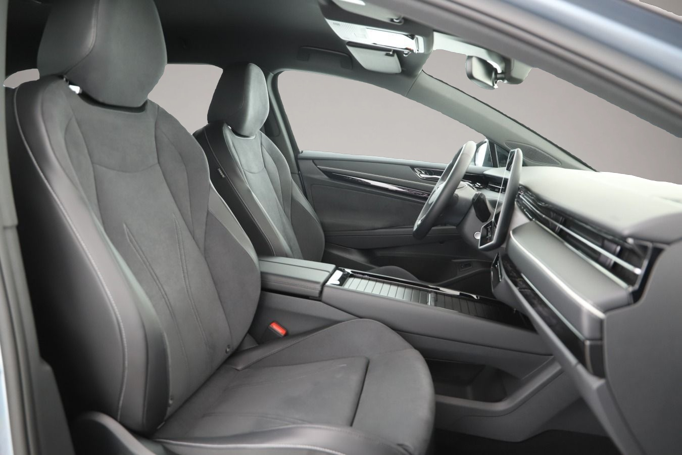 Volkswagen ID.7 (10/2025, ELECTRIC)