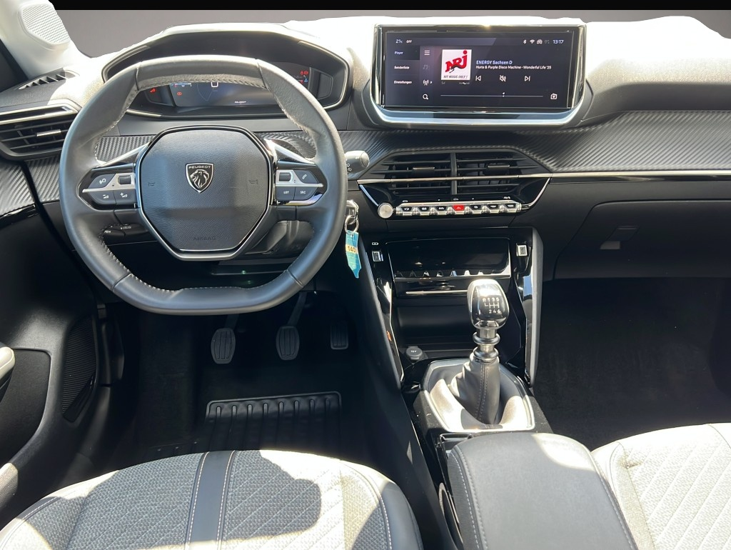 Peugeot 208 (04/2025, Benzin)