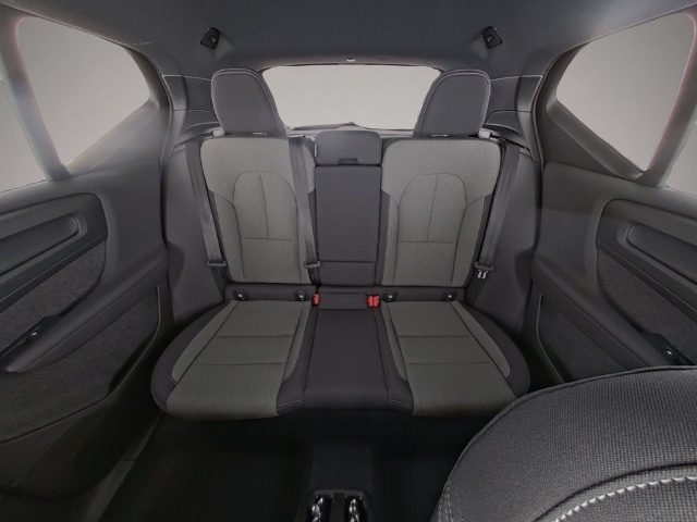 Volvo XC40 (07/2025, Benzin)