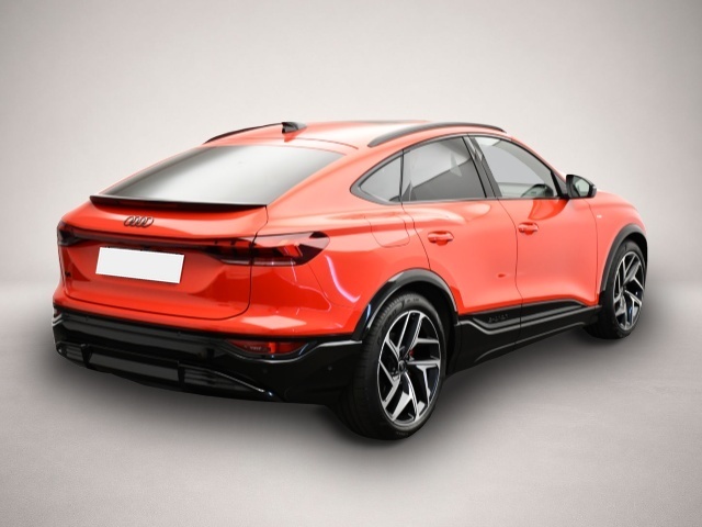 Audi e-tron (12/2025, ELECTRIC)