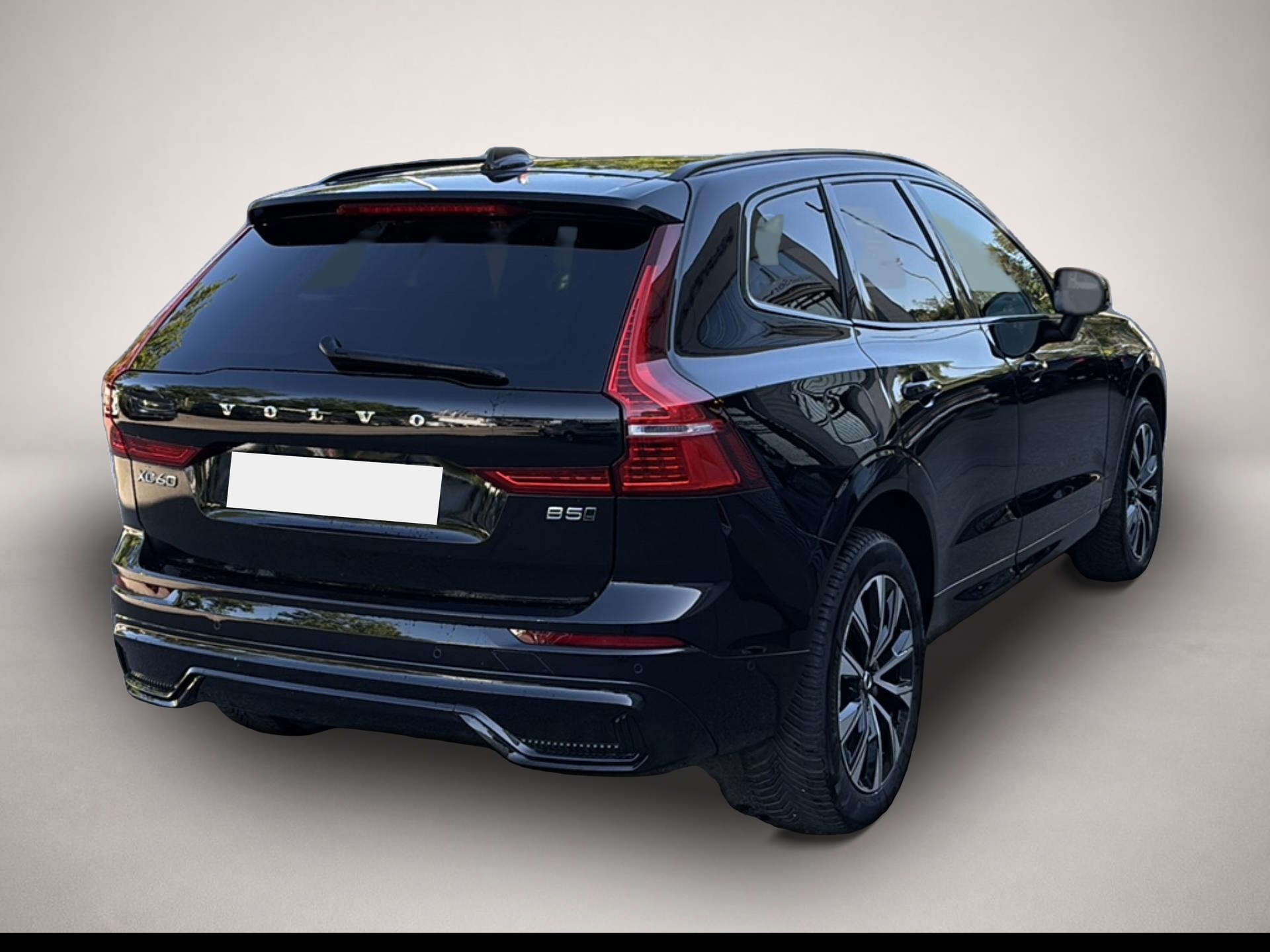 Volvo XC60 (02/2025, Benzin)