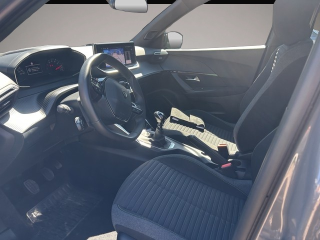 Peugeot 2008 (03/2024, Benzin)