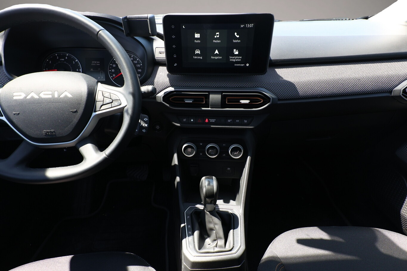 Dacia Sandero (06/2023, Benzin)
