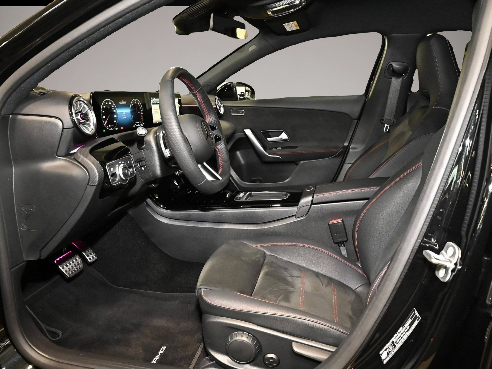 Mercedes-Benz A 250 (04/2025, Hybrid (Benzin/Elektro))
