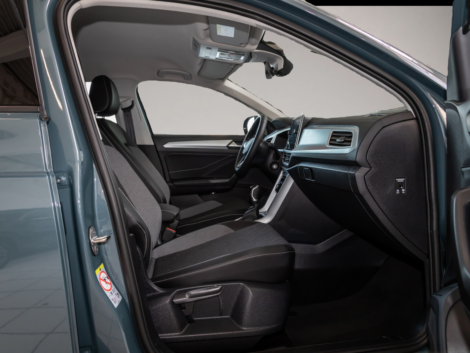 Volkswagen T-Roc (09/2025, Benzin)
