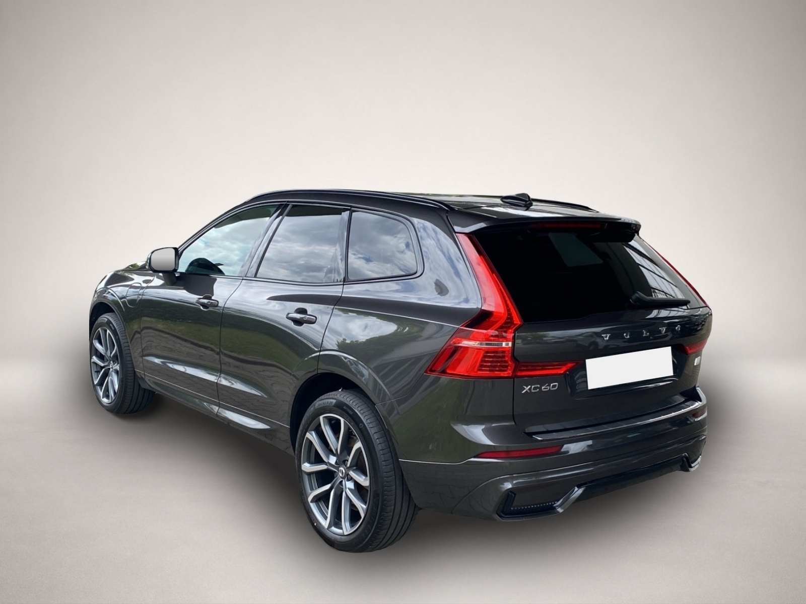 Volvo XC60 (10/2023, )