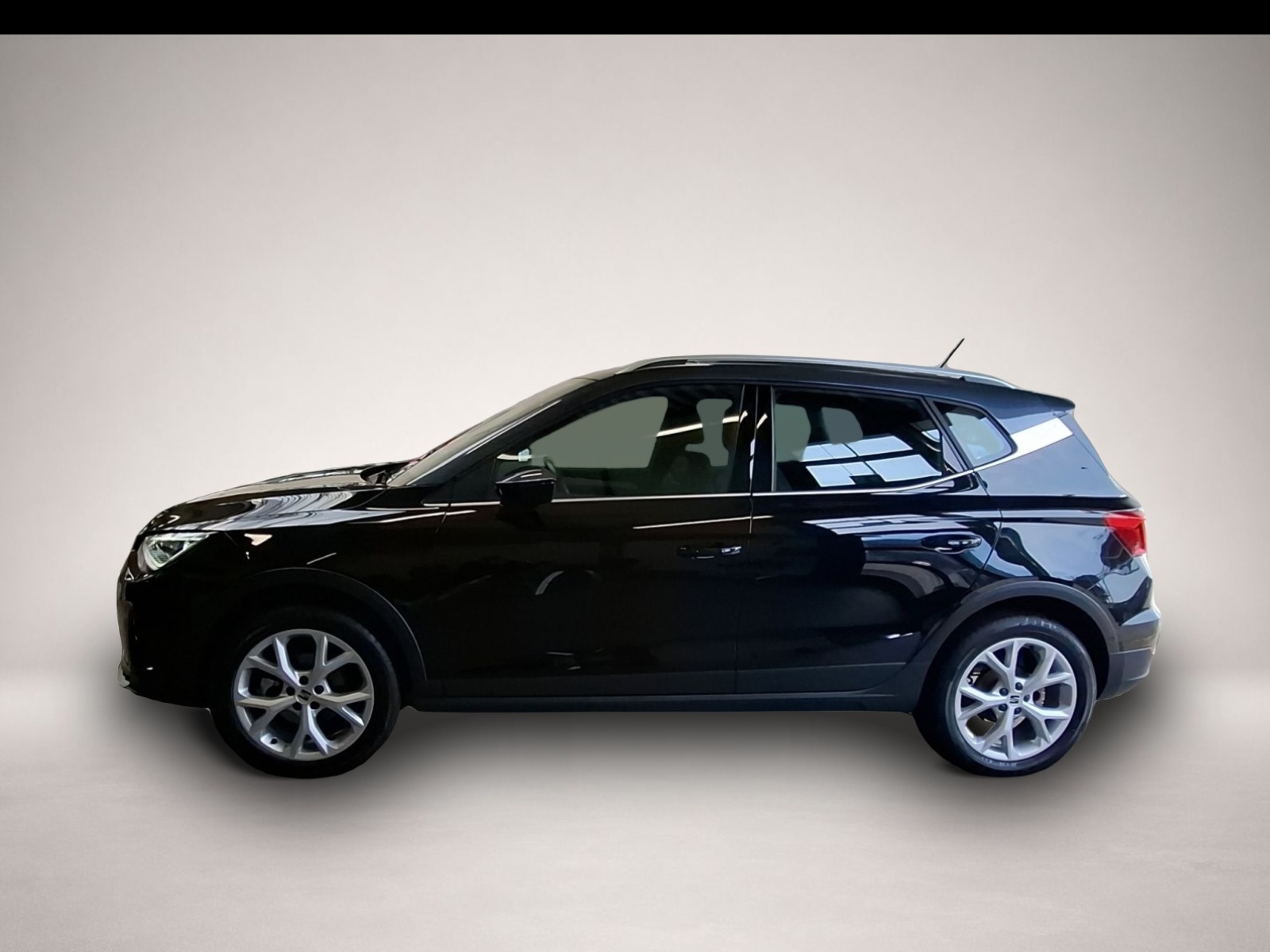 Seat Arona (02/2024, Benzin)