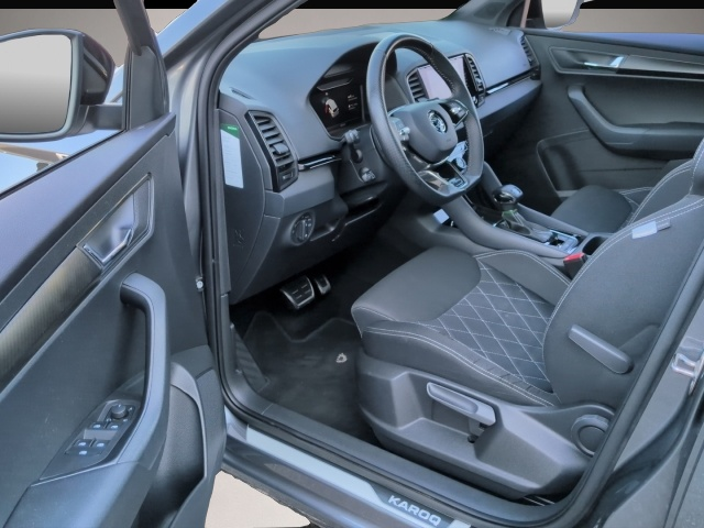 Skoda Karoq (11/2022, Benzin)