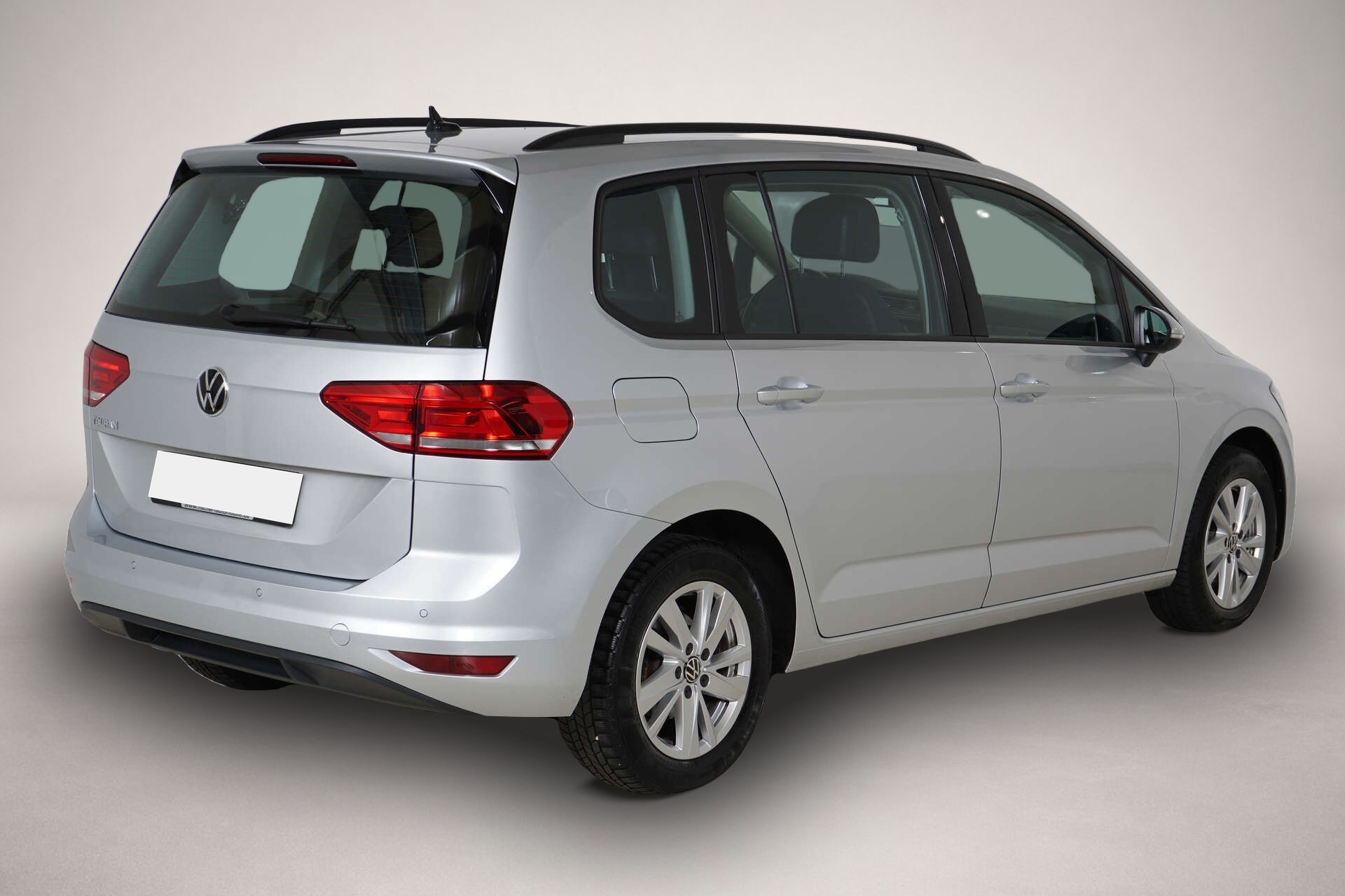 Volkswagen Touran (07/2021, Benzin)