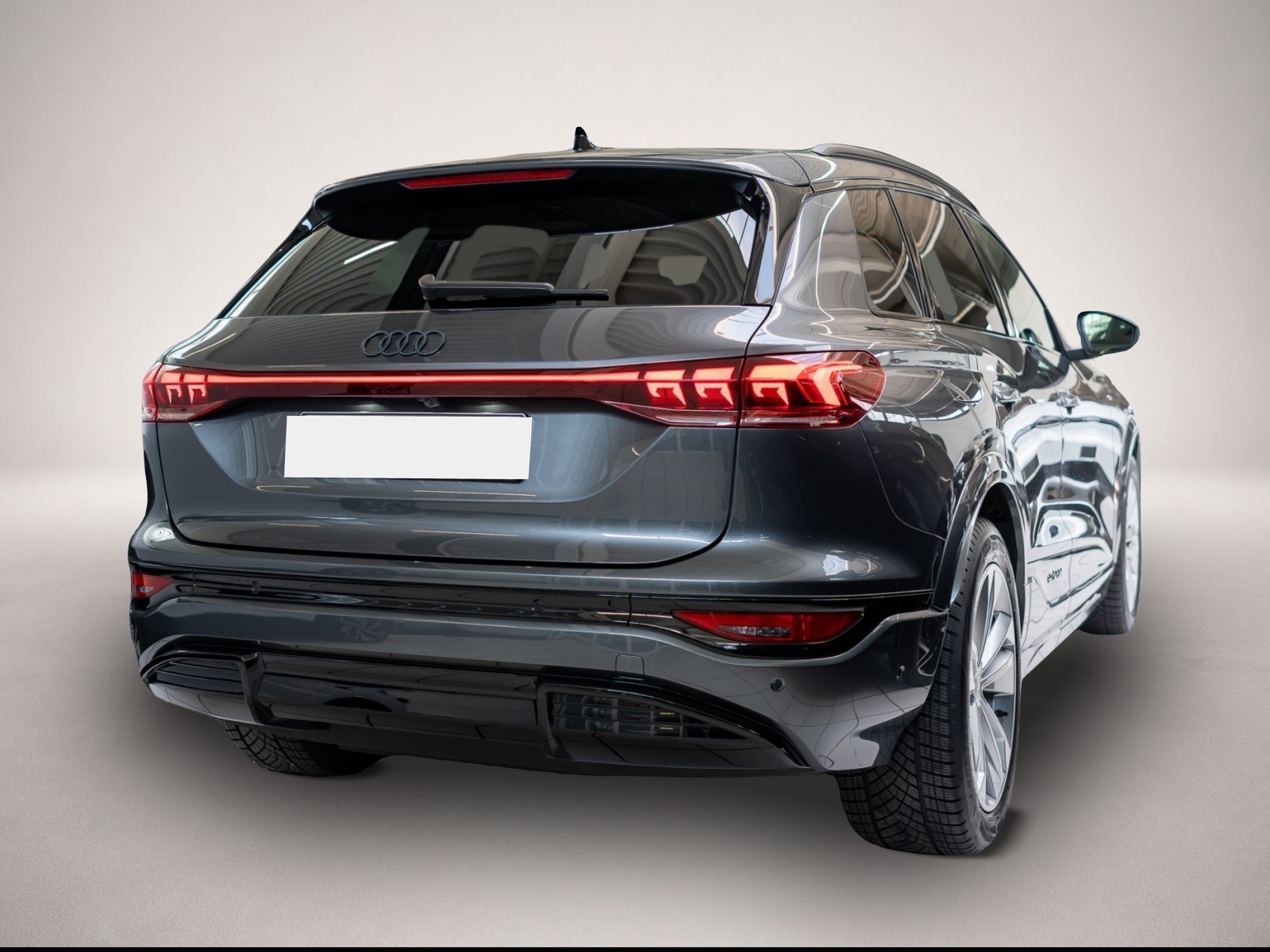 Audi Q6 e-tron (08/2025, ELECTRIC)