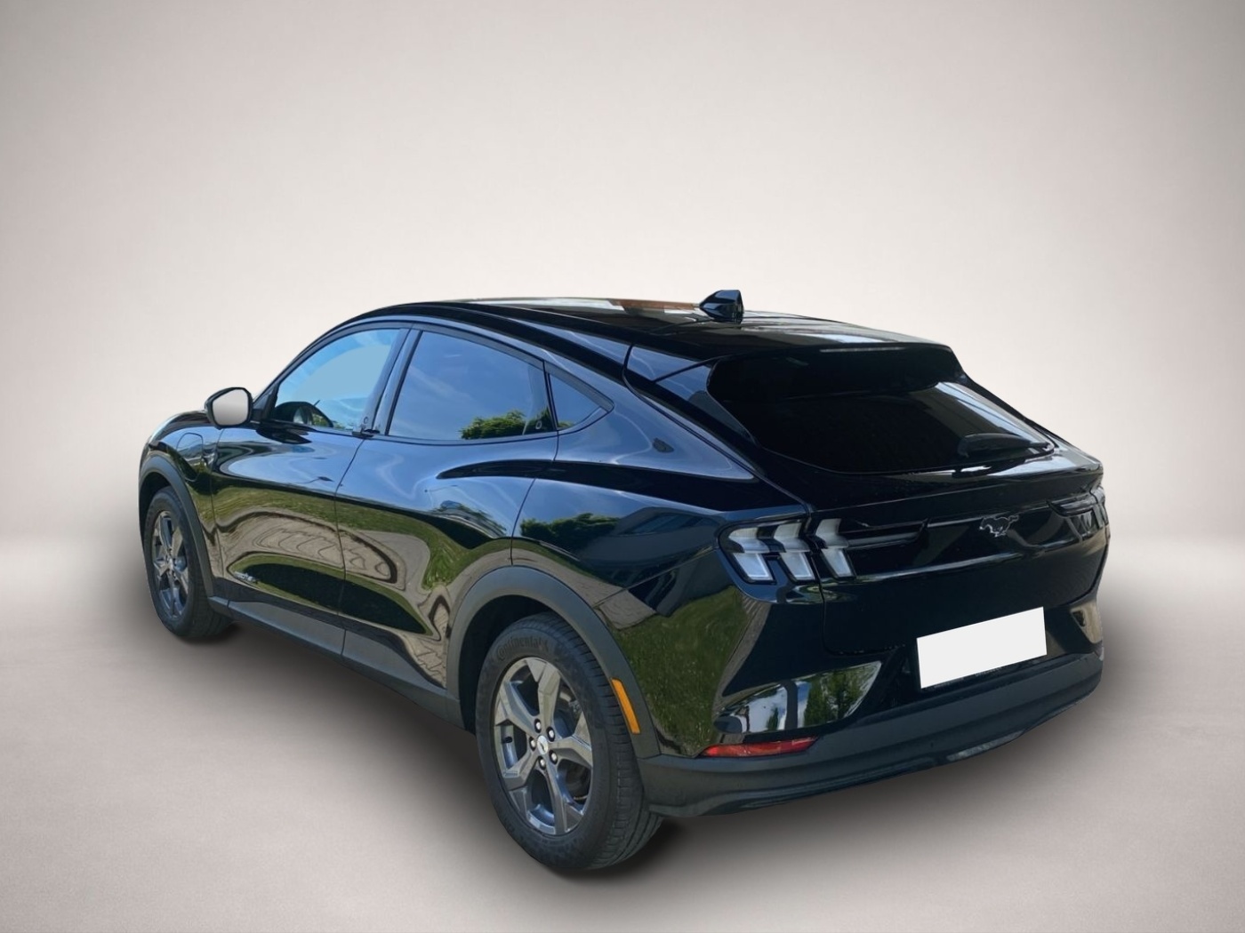 Ford Mustang Mach-E (01/2022, ELECTRIC)