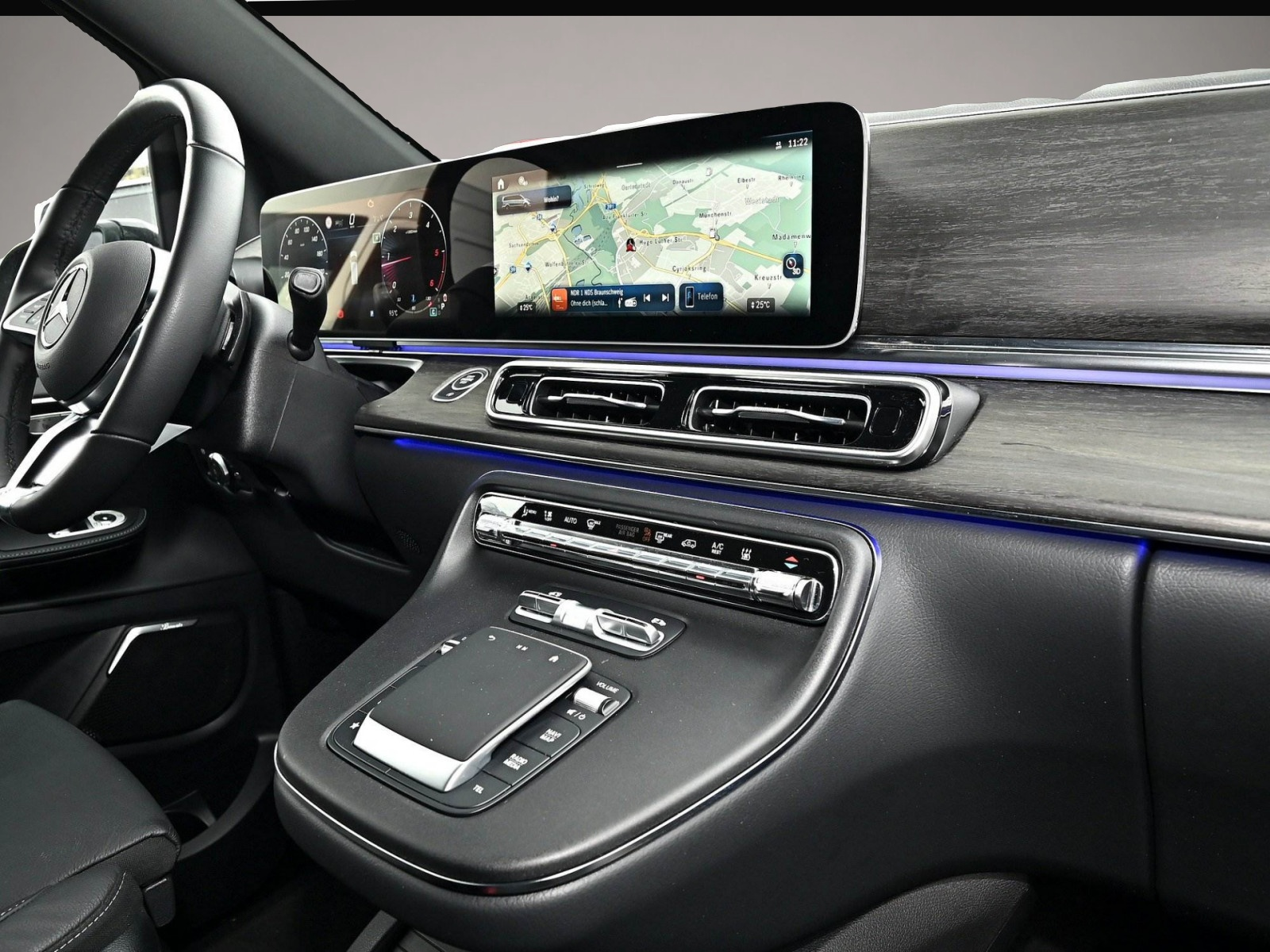 Mercedes-Benz V 300 (01/2025, Diesel)