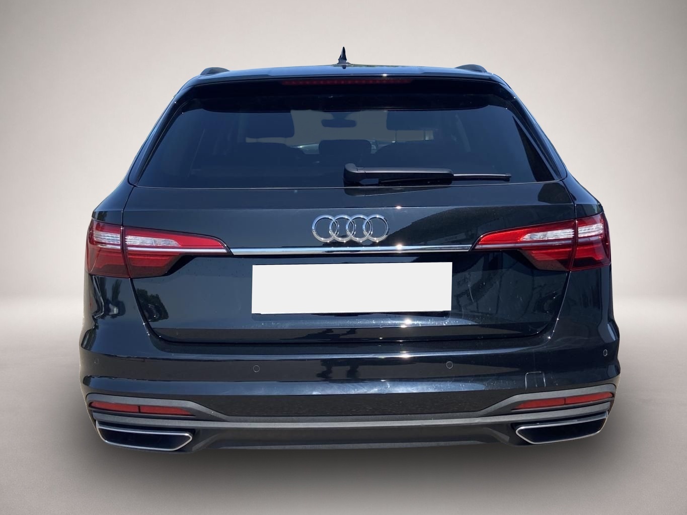 Audi A4 (08/2022, )
