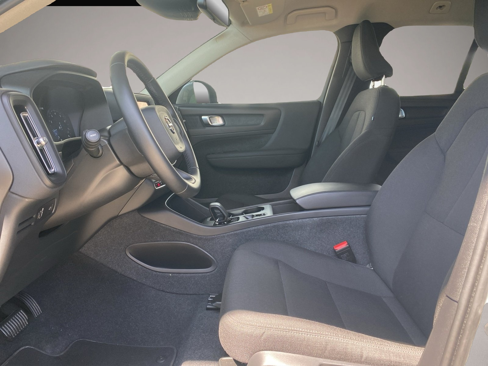 Volvo XC40 (07/2023, Benzin)