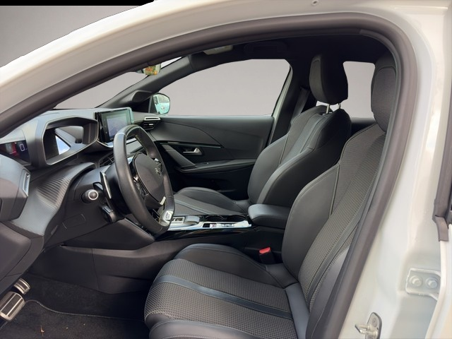 Peugeot 208 (11/2023, Benzin)