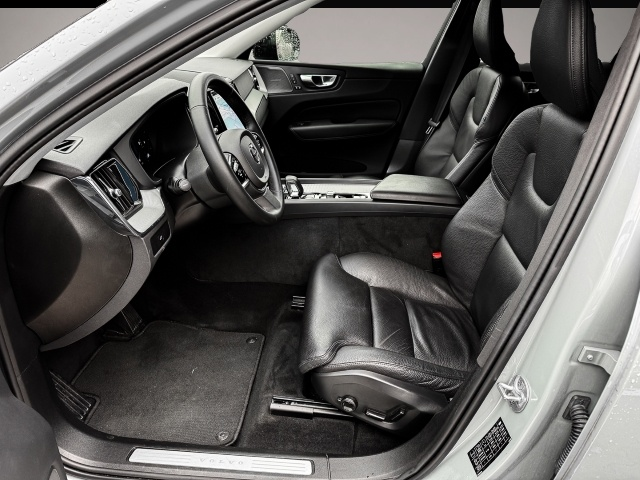Volvo XC60 (11/2023, Diesel)