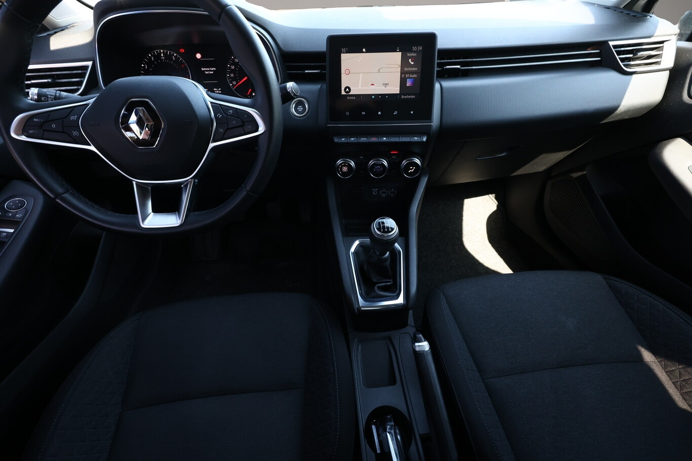 Renault Clio (08/2020, Benzin)