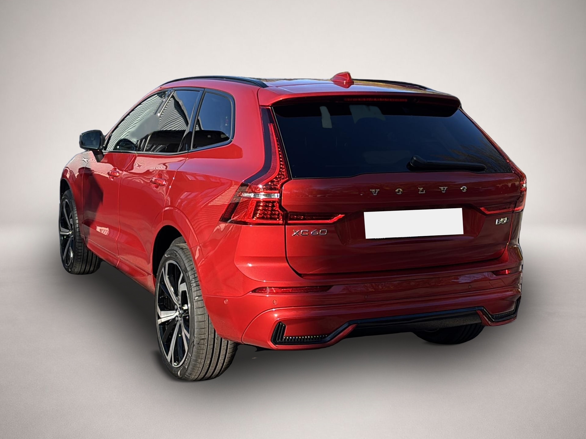 Volvo XC60 (02/2025, Benzin)