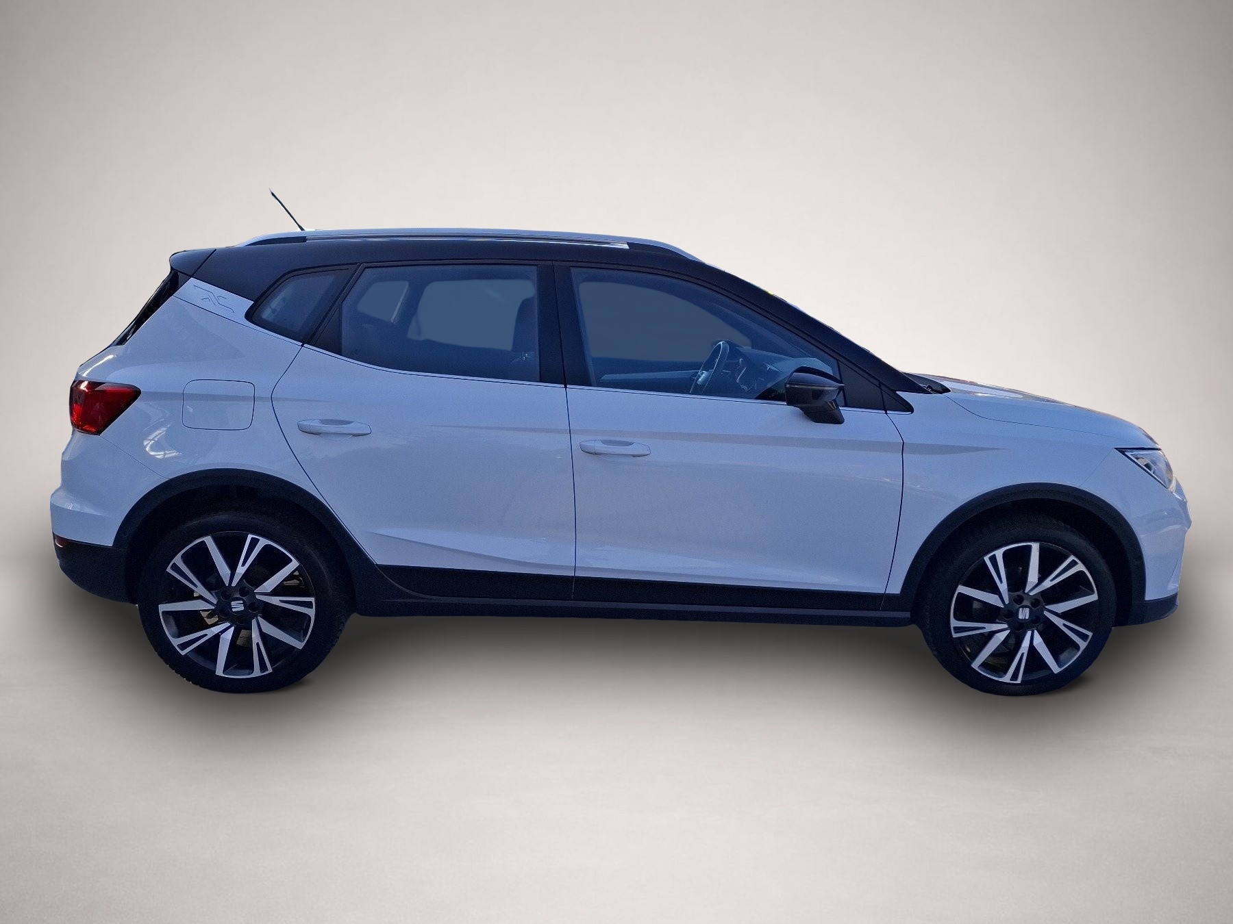 Seat Arona (09/2022, Benzin)