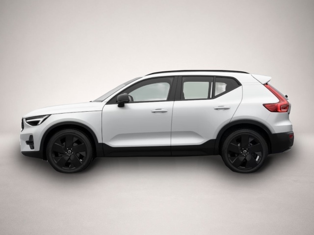Volvo XC40 (05/2026, Benzin)