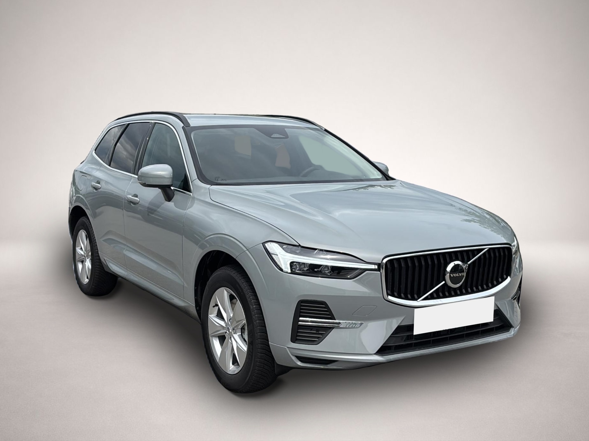 Volvo XC60 (06/2025, Benzin)