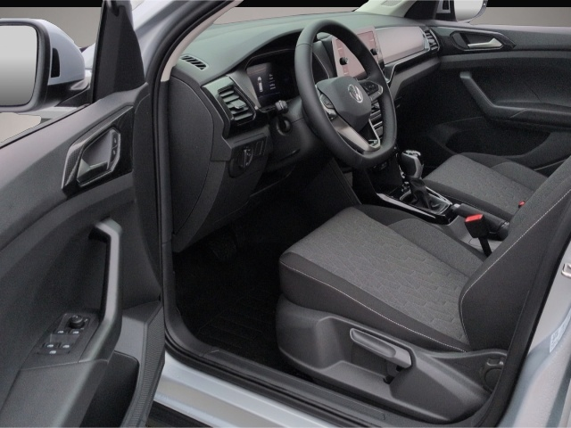 Volkswagen T-Cross (06/2026, Benzin)
