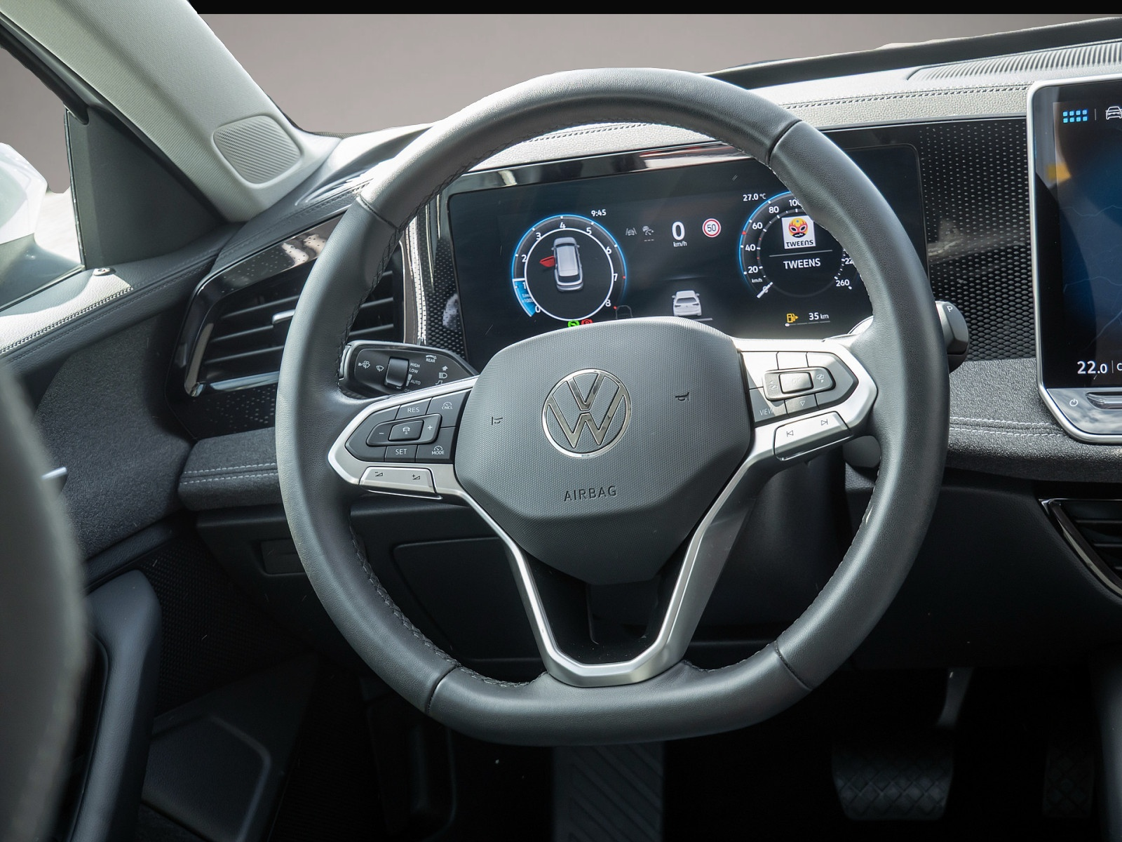Volkswagen Passat (05/2024, Benzin)