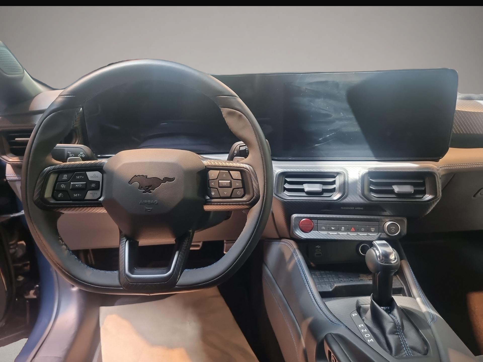 Ford Mustang (01/2025, Benzin)