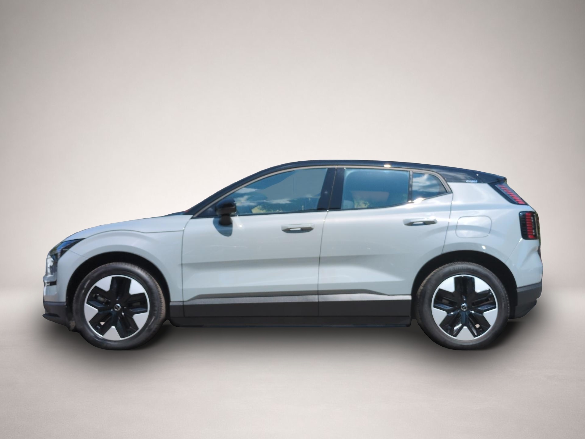 Volvo EX30 (05/2024, ELECTRIC)