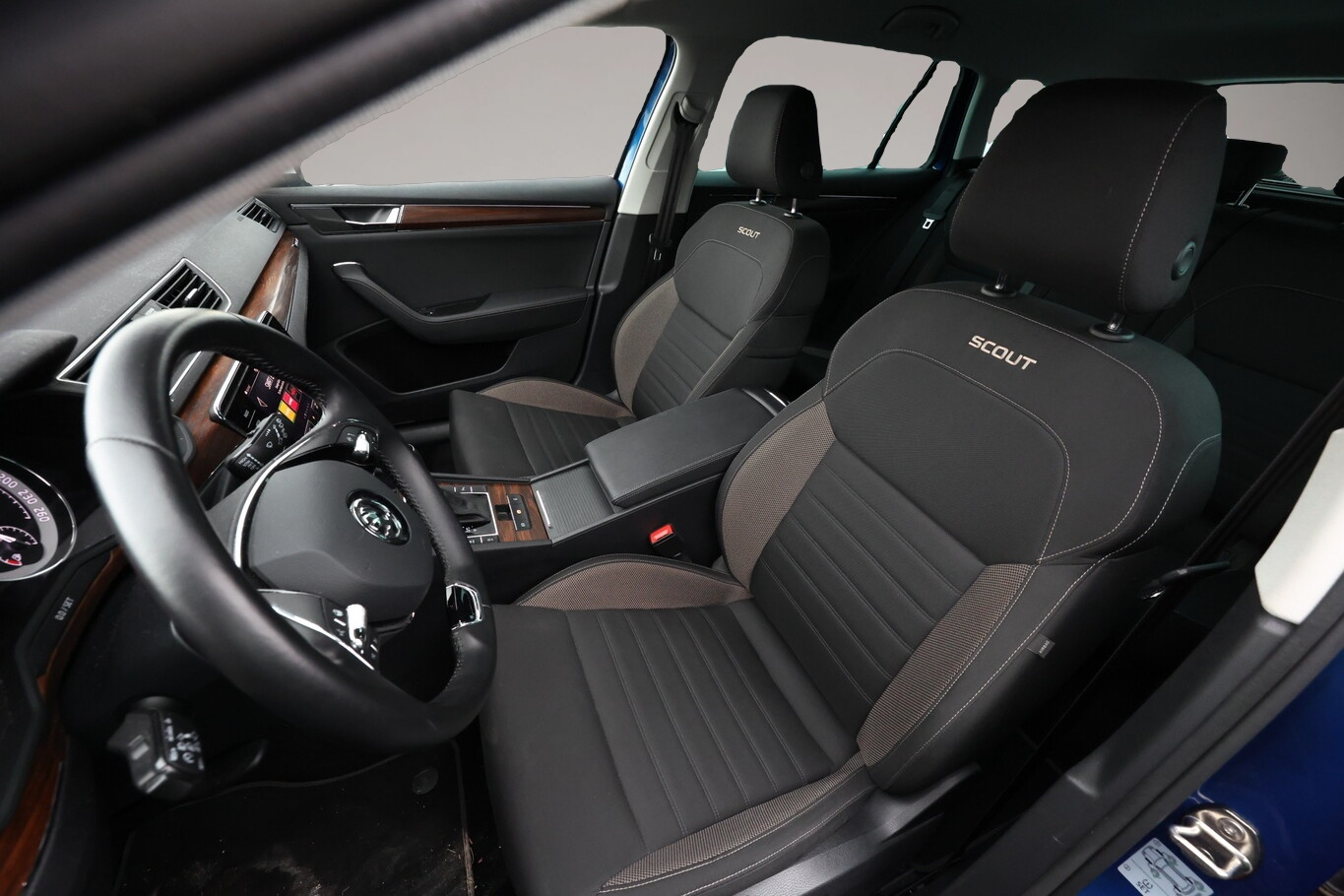 Skoda Superb (05/2021, Diesel)