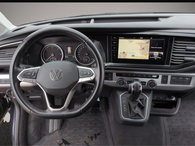 Volkswagen T6 Multivan (11/2022, Diesel)