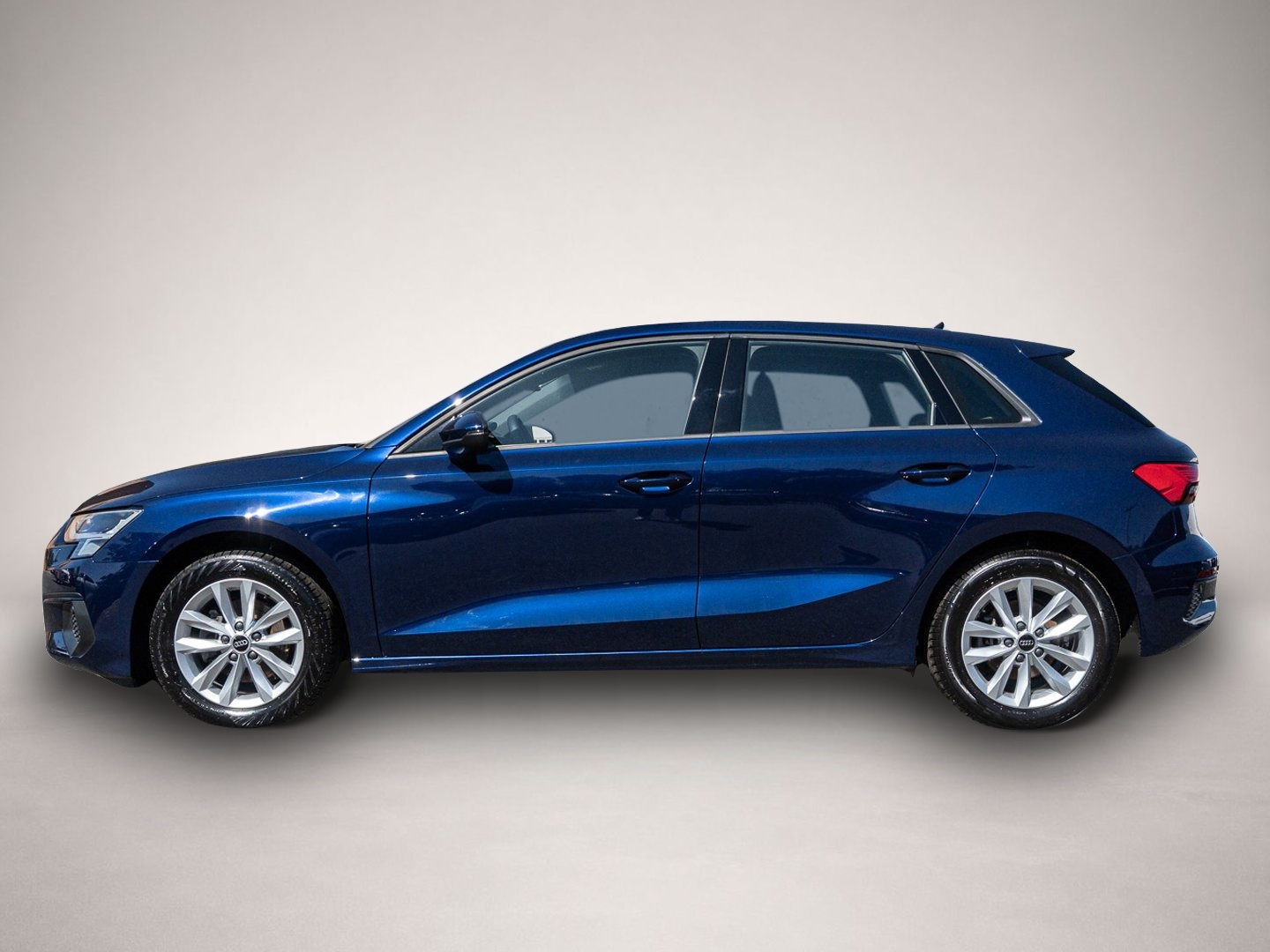 Audi A3 (02/2023, Benzin)