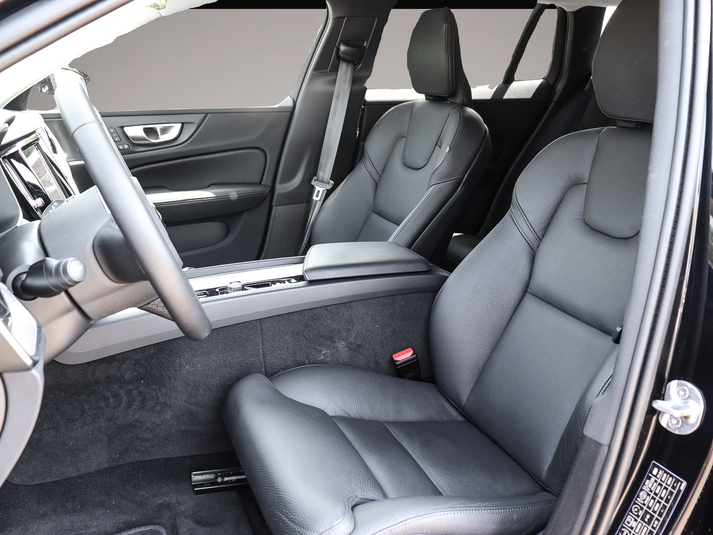 Volvo V60 (07/2024, Benzin)