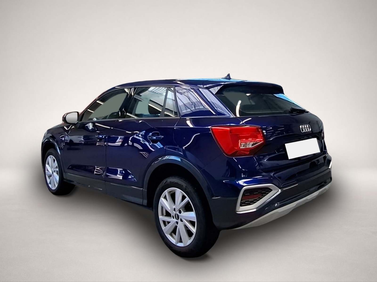 Audi Q2 (12/2022, Benzin)